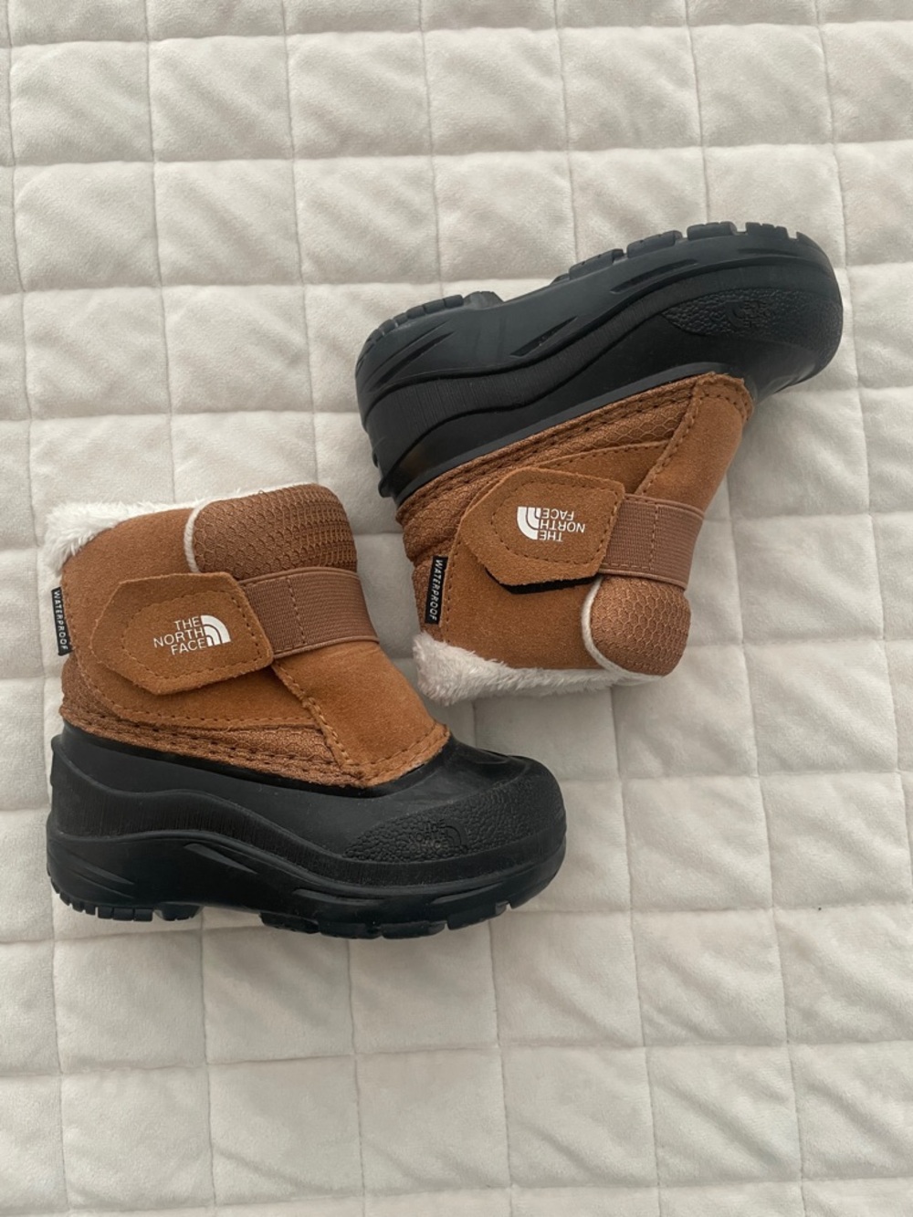Kids The North Face Brown & Black Snow Boots